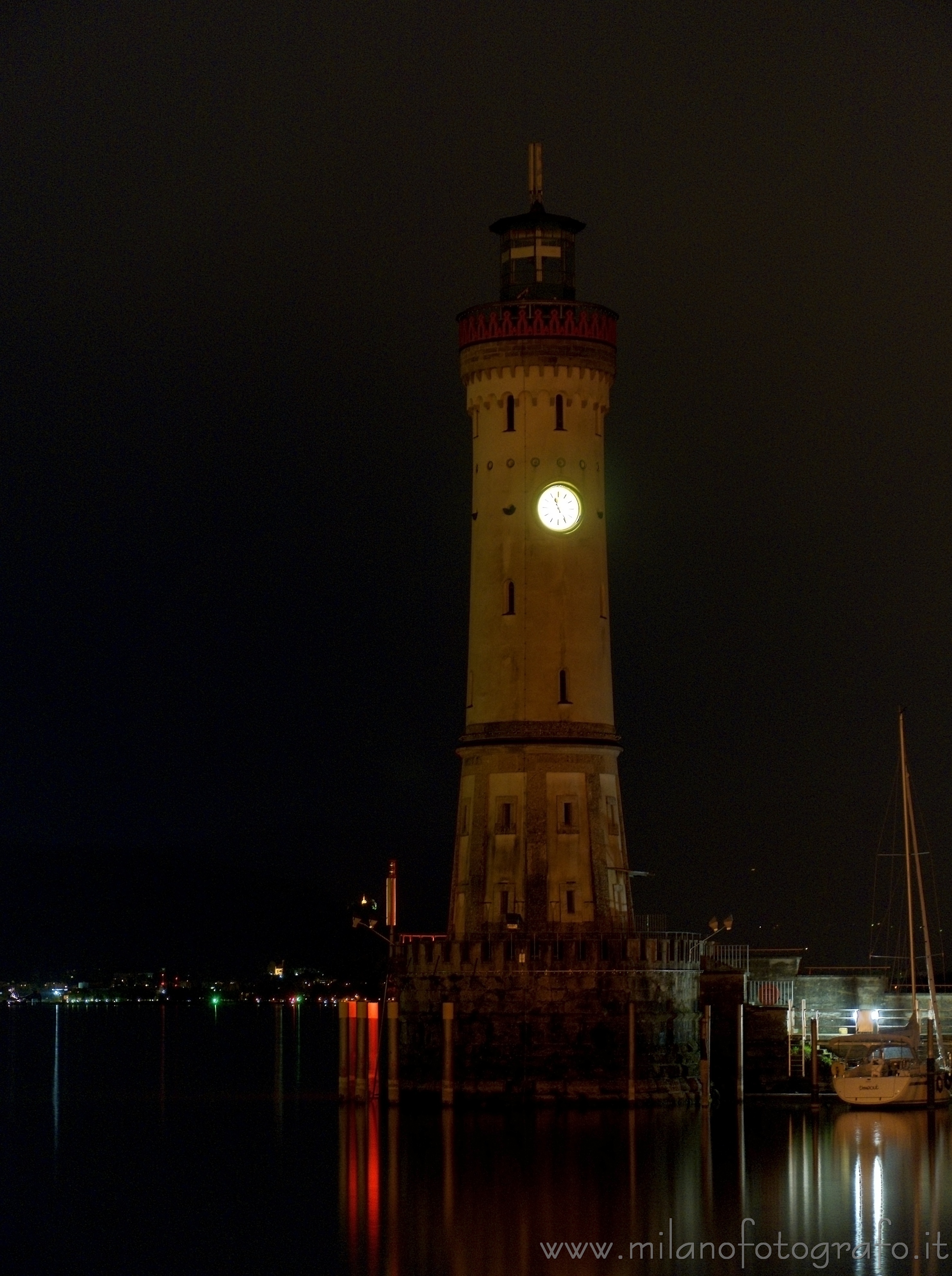 Lindau (Lago di Costanza, Germania) - Faro del porto in notturna